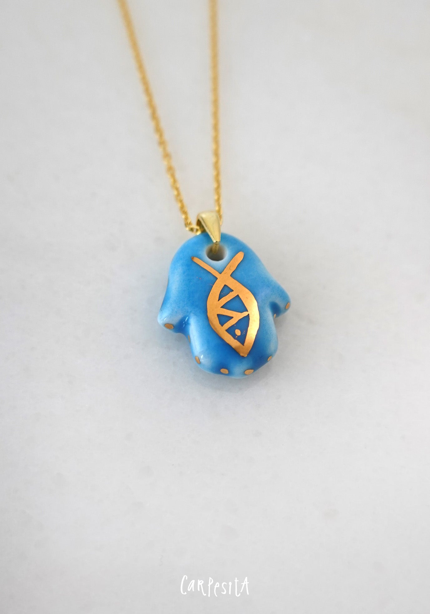 Mavi Balıklı Hamsa Kolye