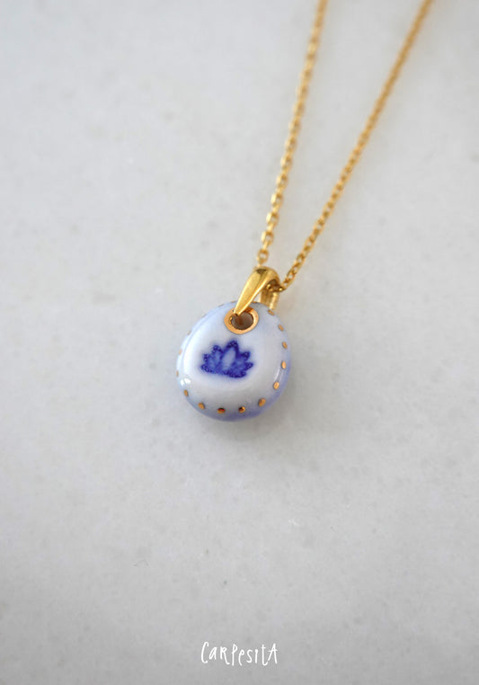 Mini Mavi Lotus Kolye
