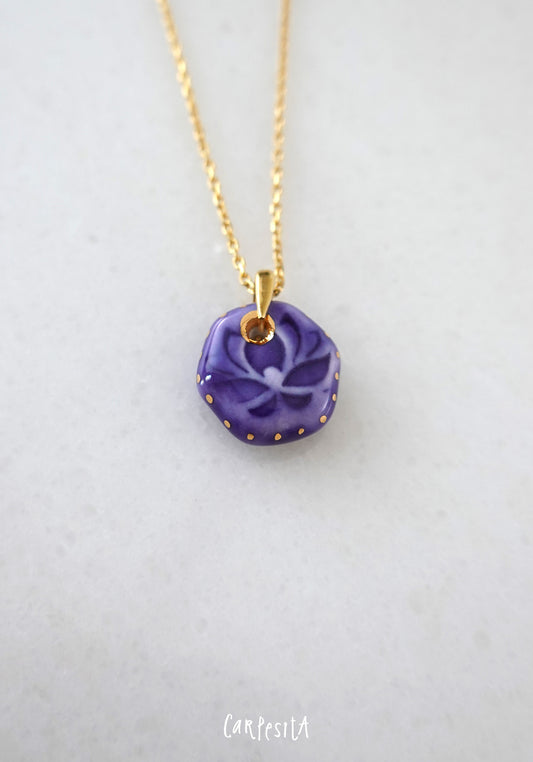 Mor Lotus Kolye
