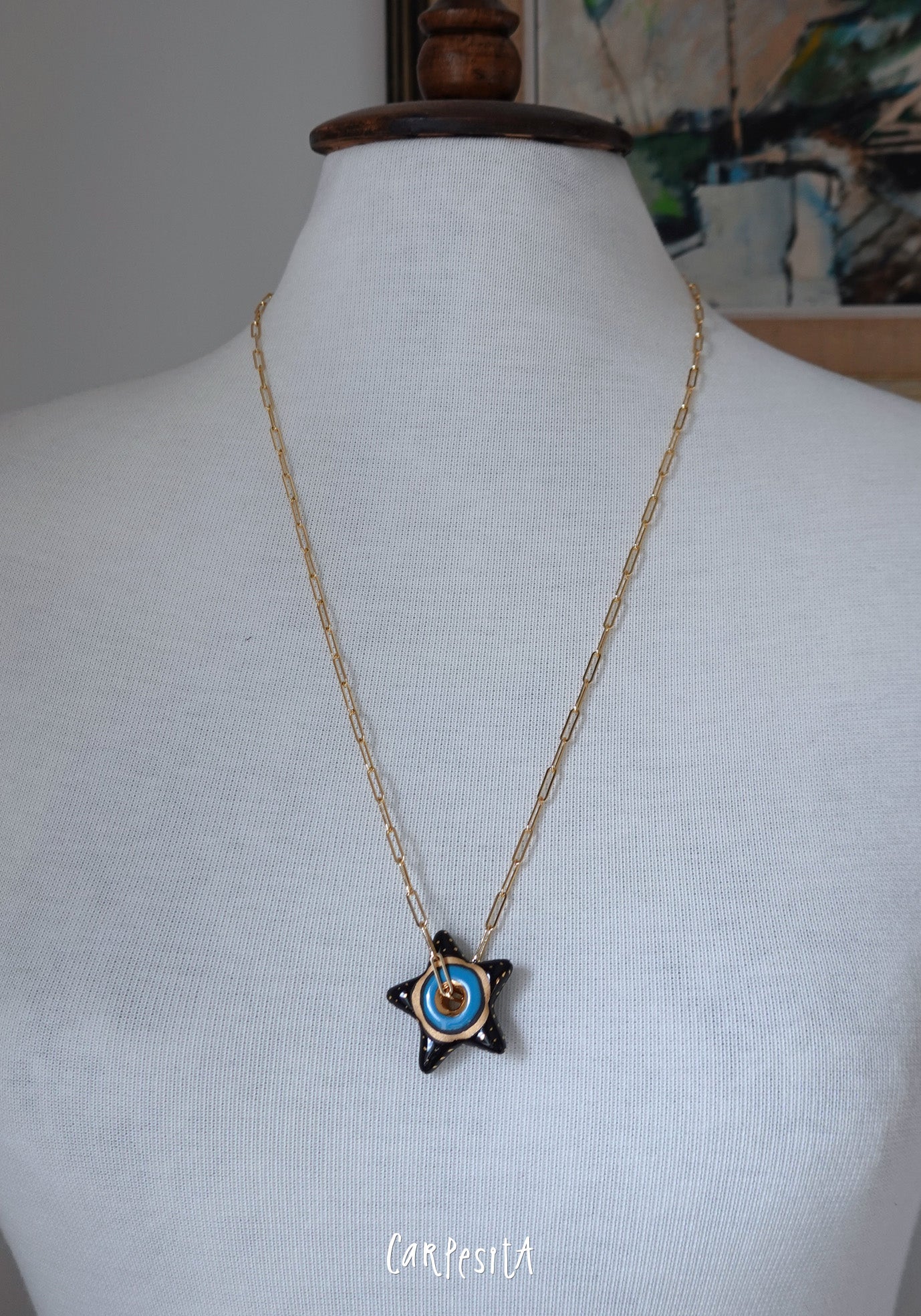 Siyah Yıldız Kolye