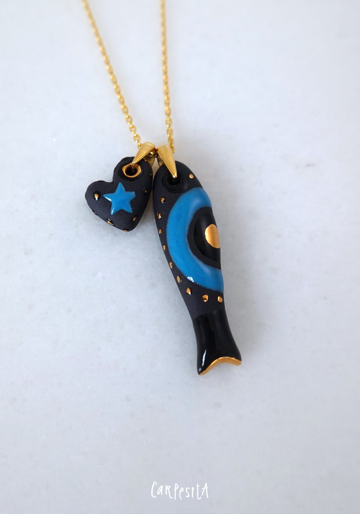 Siyah Nazarlıklı ve Kalpli Balık Kolye