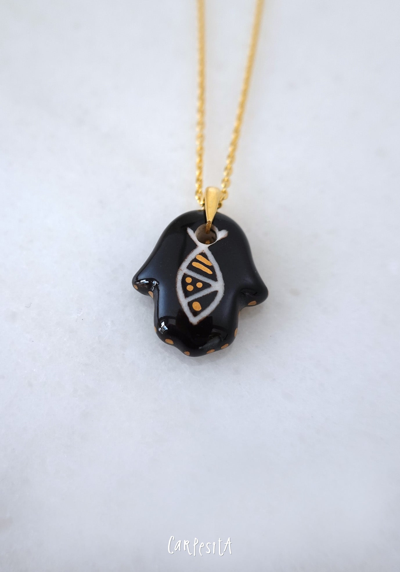 Siyah Balıklı Hamsa Kolye