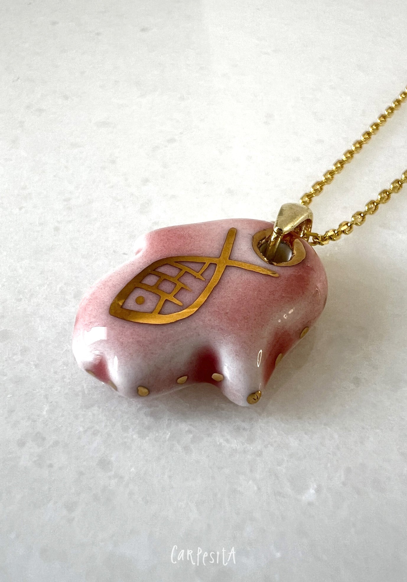 Pembe Hamsa Kolye, Altın Balık Desenli