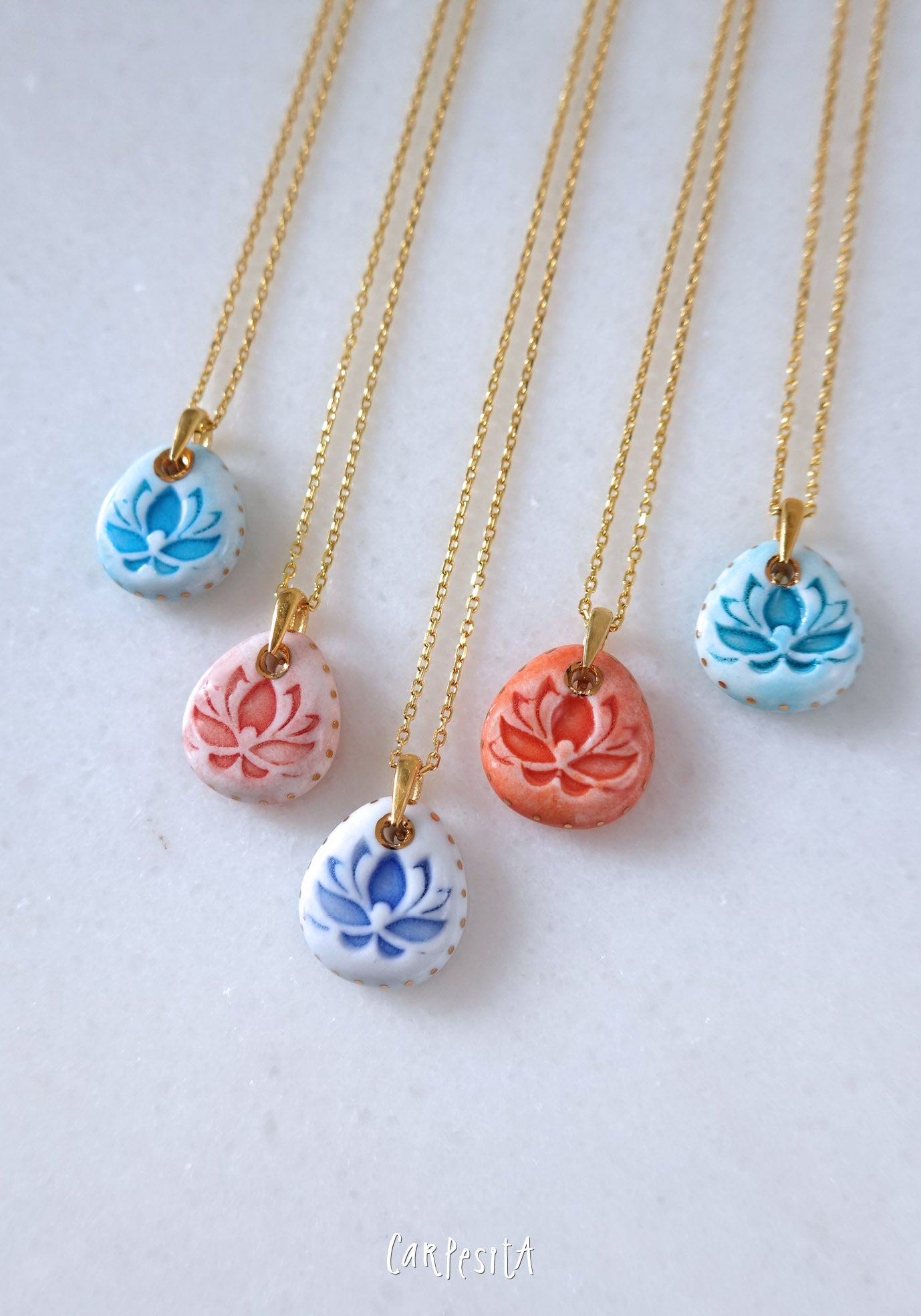 Lotus Kolyeler