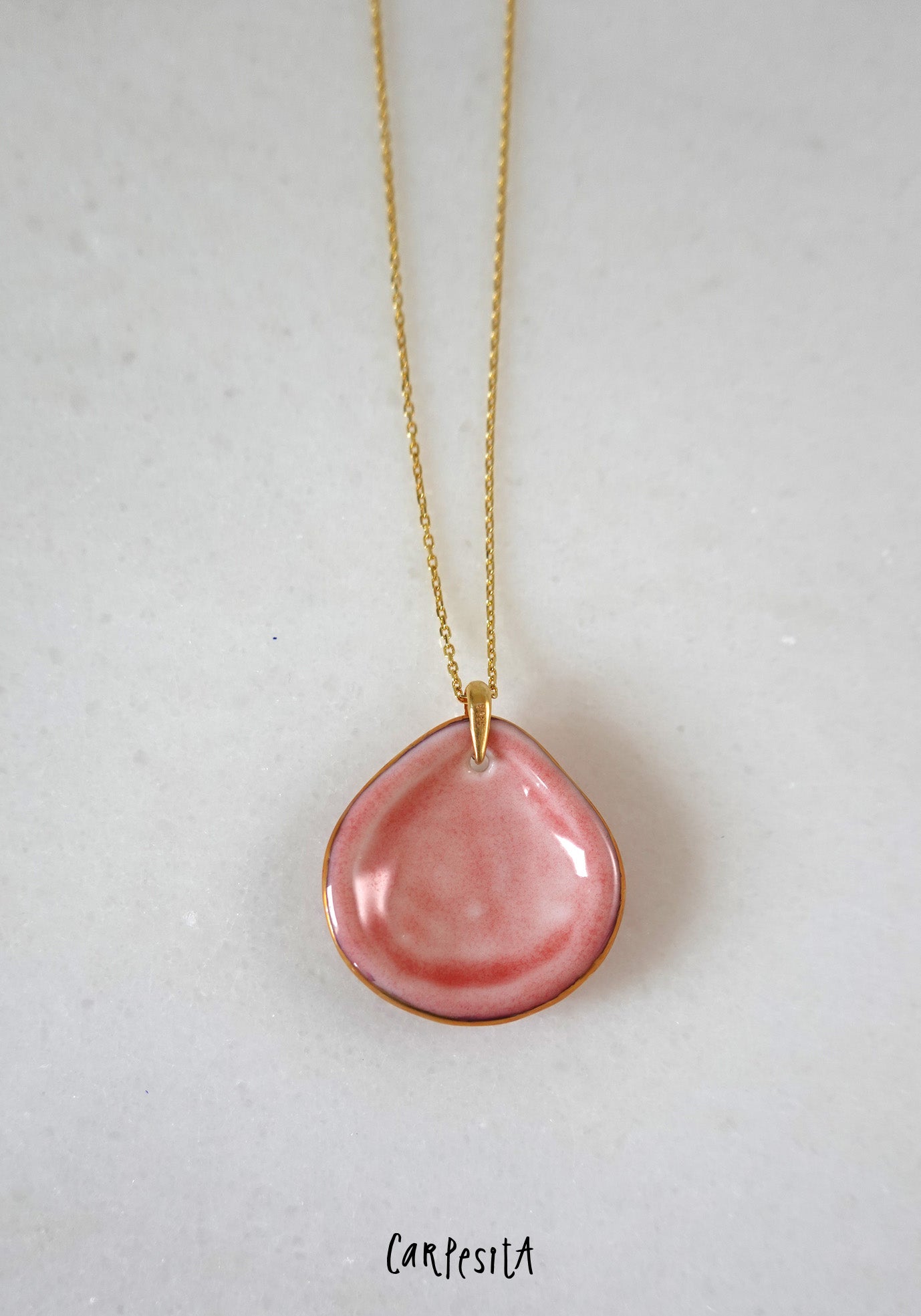 Koyu Pembe Küçük Midye Kolye 1