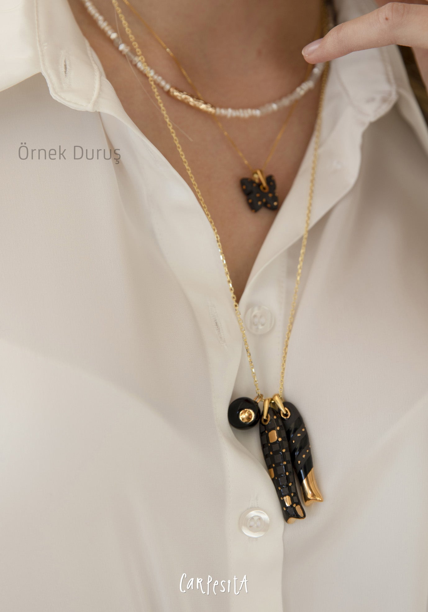 Siyah Mavi Balık Kolye