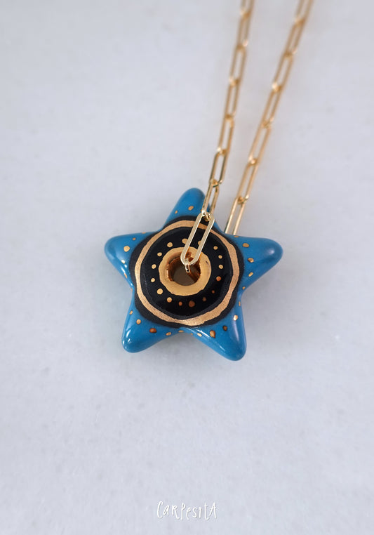 Siyah Yıldız Kolye