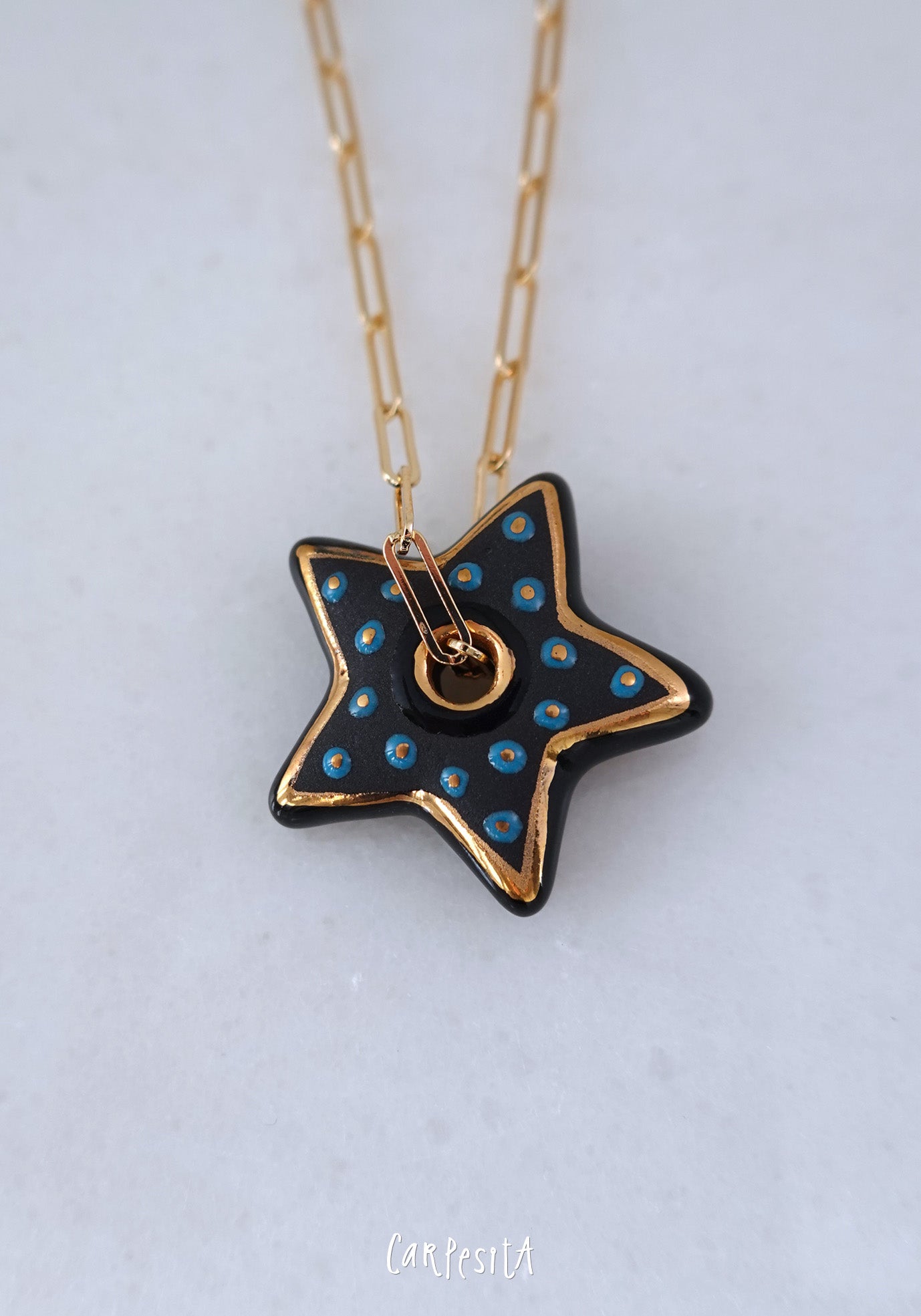 Siyah Yıldız Kolye