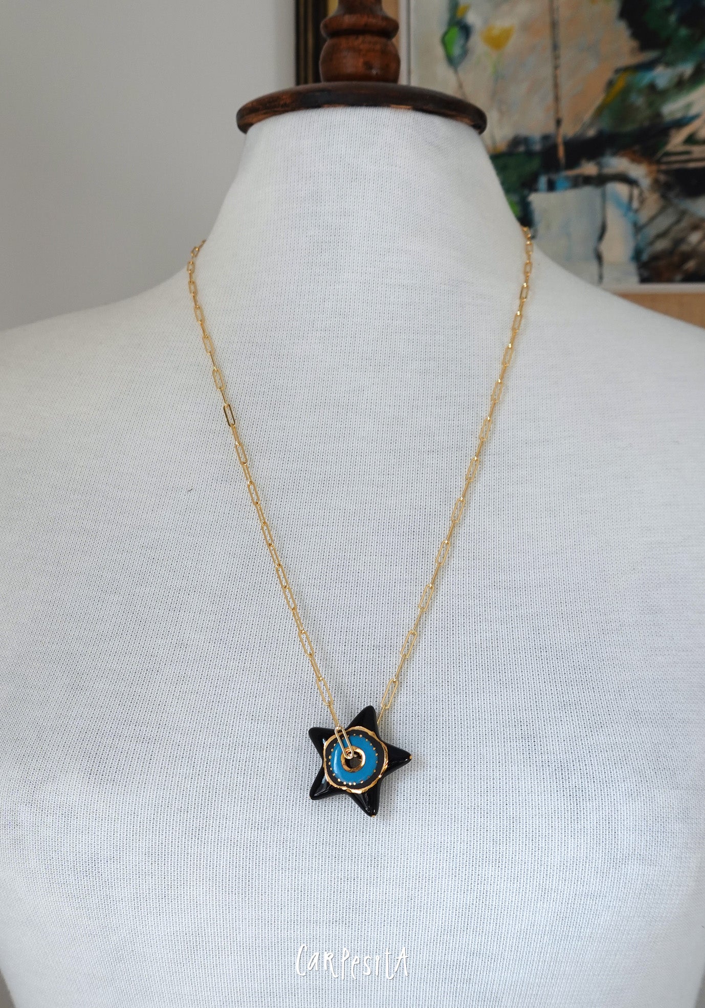 Siyah Yıldız Kolye